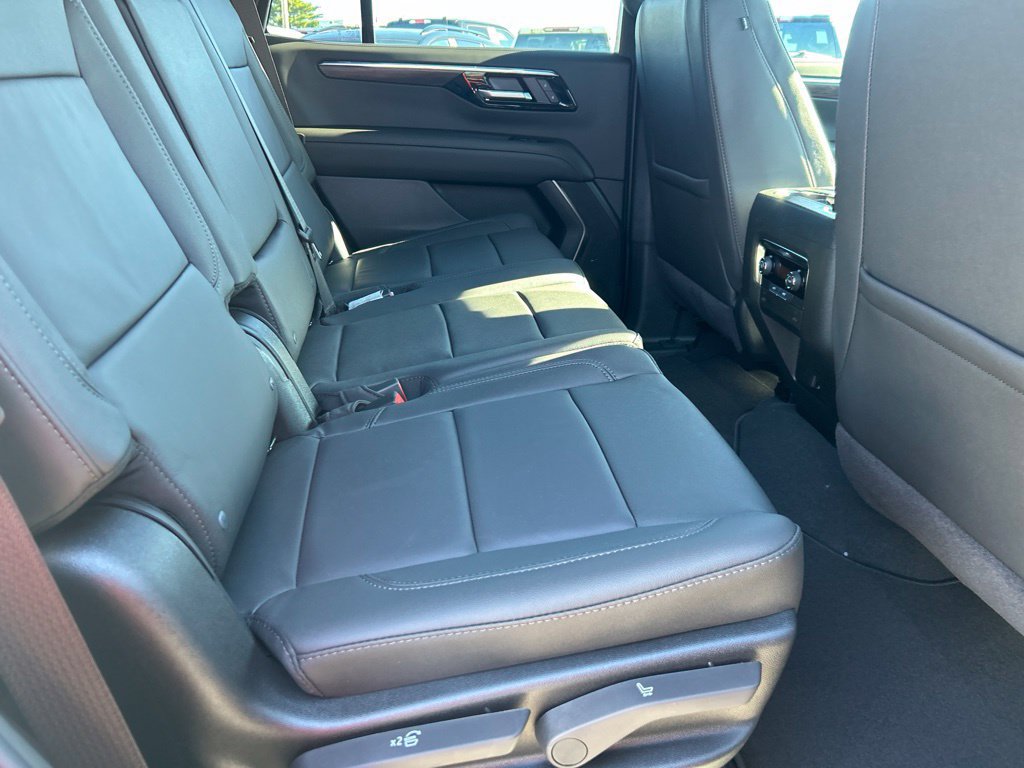 New 2026 Chevrolet Tahoe Z71 w/ Sun And Tow Package AWD/4WD image 21