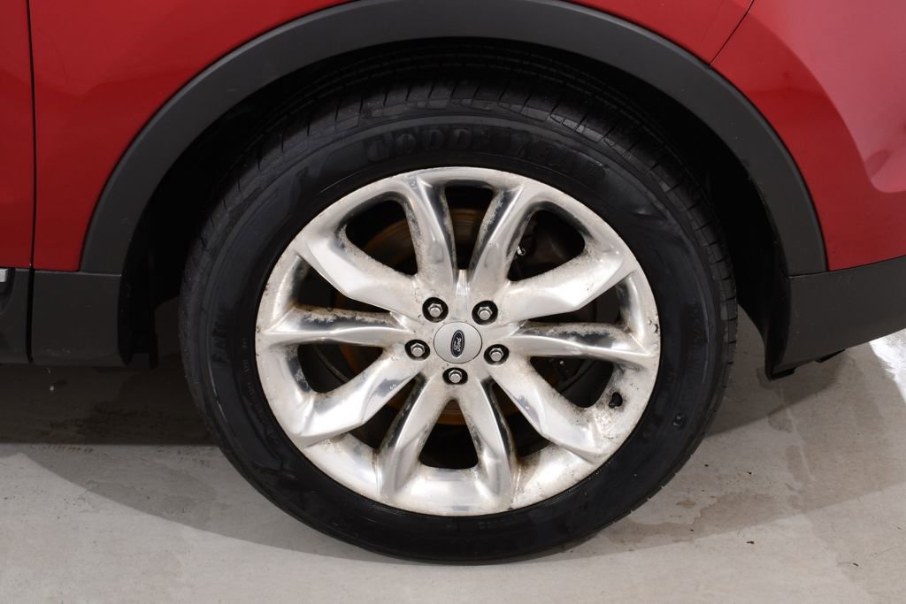 Used 2014 Ford Explorer XLT w/ Equipment Group 202A image 25