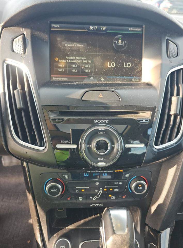 Used 2015 Ford Focus Titanium FWD image 8