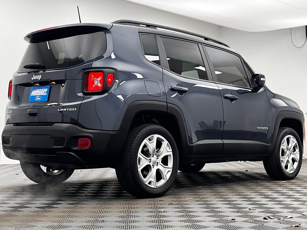 Used 2023 Jeep Renegade Limited image 7