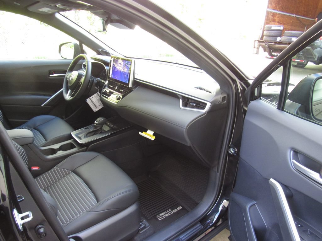 New 2026 Toyota Corolla Cross AWD Hybrid w/ Convenience Package image 17