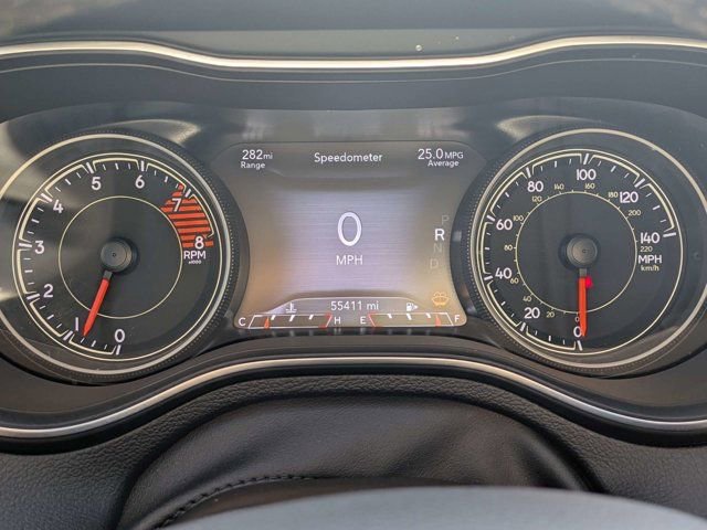 Used 2022 Jeep Cherokee Trailhawk w/ Premium Leather Package AWD/4WD image 23