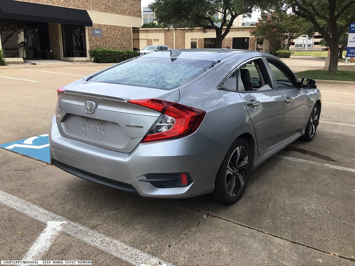 Used 2018 Honda Civic Touring image 5