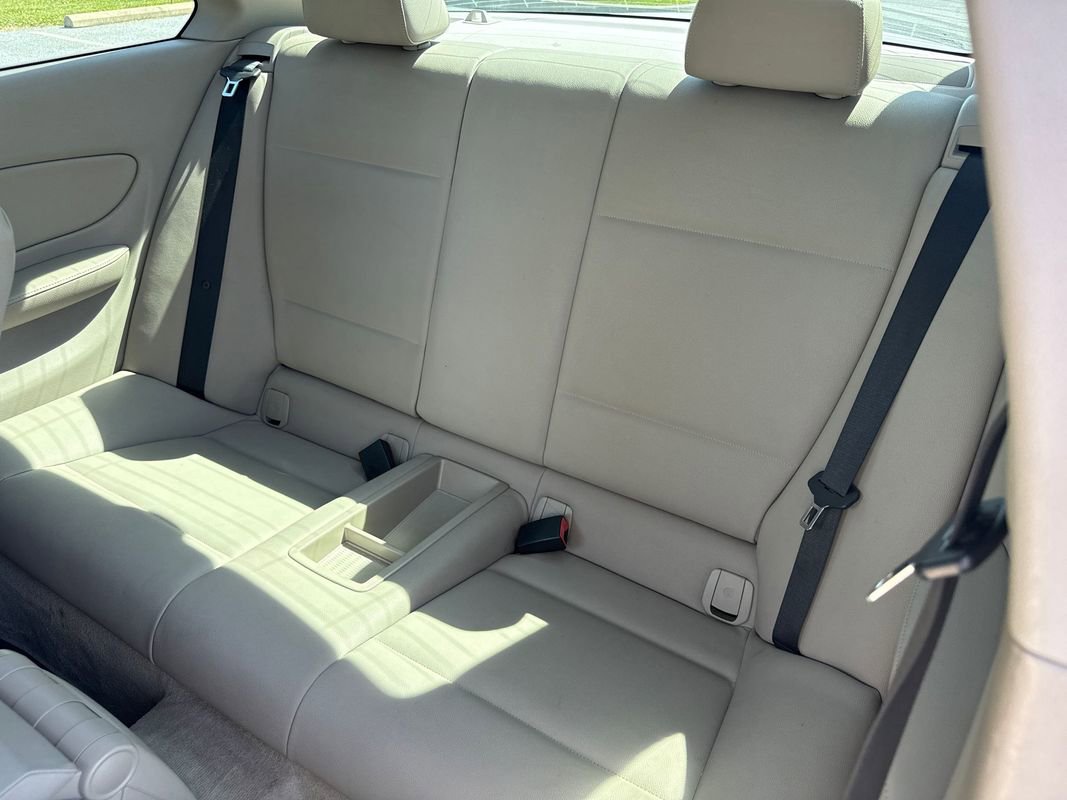 Used 2011 BMW 128i Coupe RWD image 10