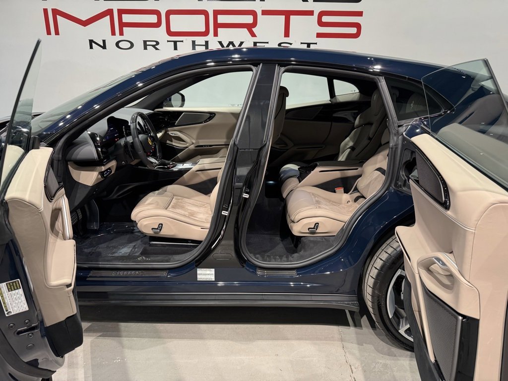 Used 2024 Ferrari Purosangue image 42