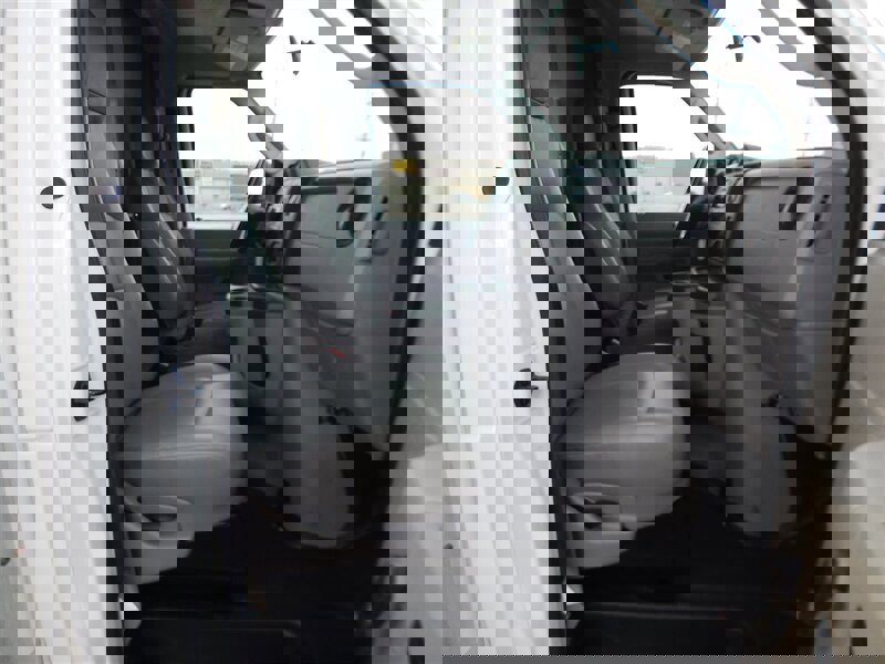 Used 2014 Ford E-350 and Econoline 350 Super Duty image 10