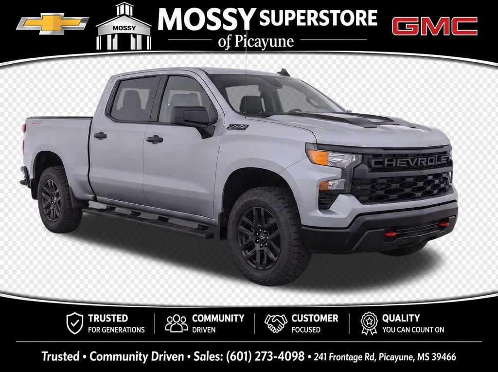 Used 2023 Chevrolet Silverado 1500 Custom Trail Boss w/ LPO, Dark Essentials Package AWD/4WD image 2