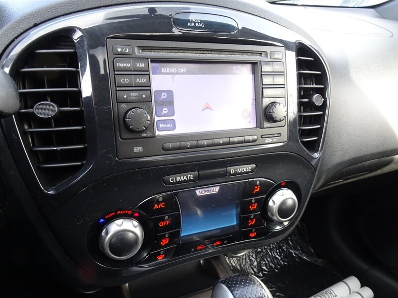 Used 2011 Nissan Juke SL AWD/4WD image 17
