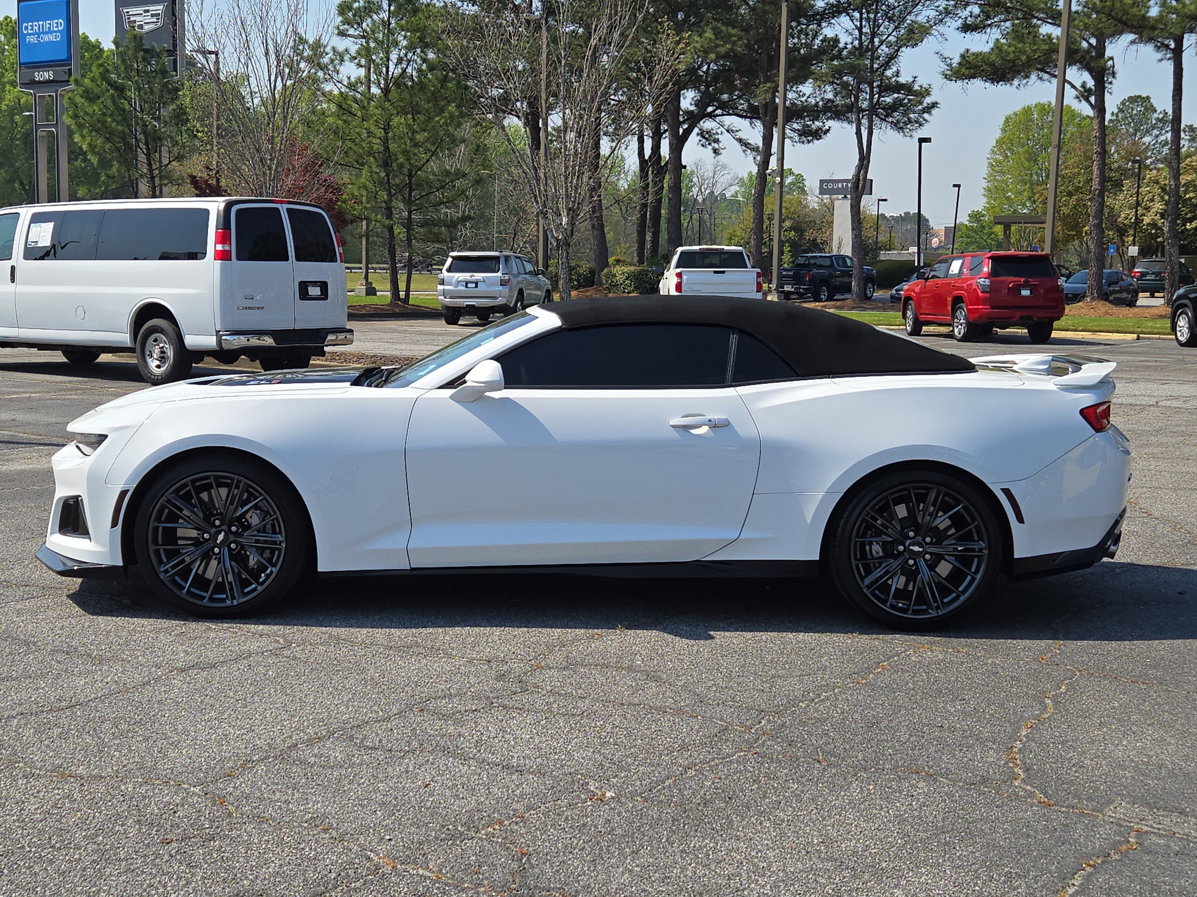 Used 2017 Chevrolet Camaro ZL1 image 14