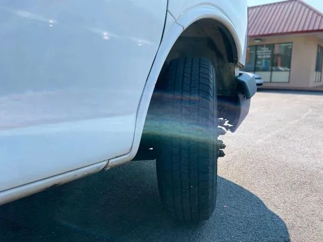 Used 2009 Chevrolet Express 3500 image 7