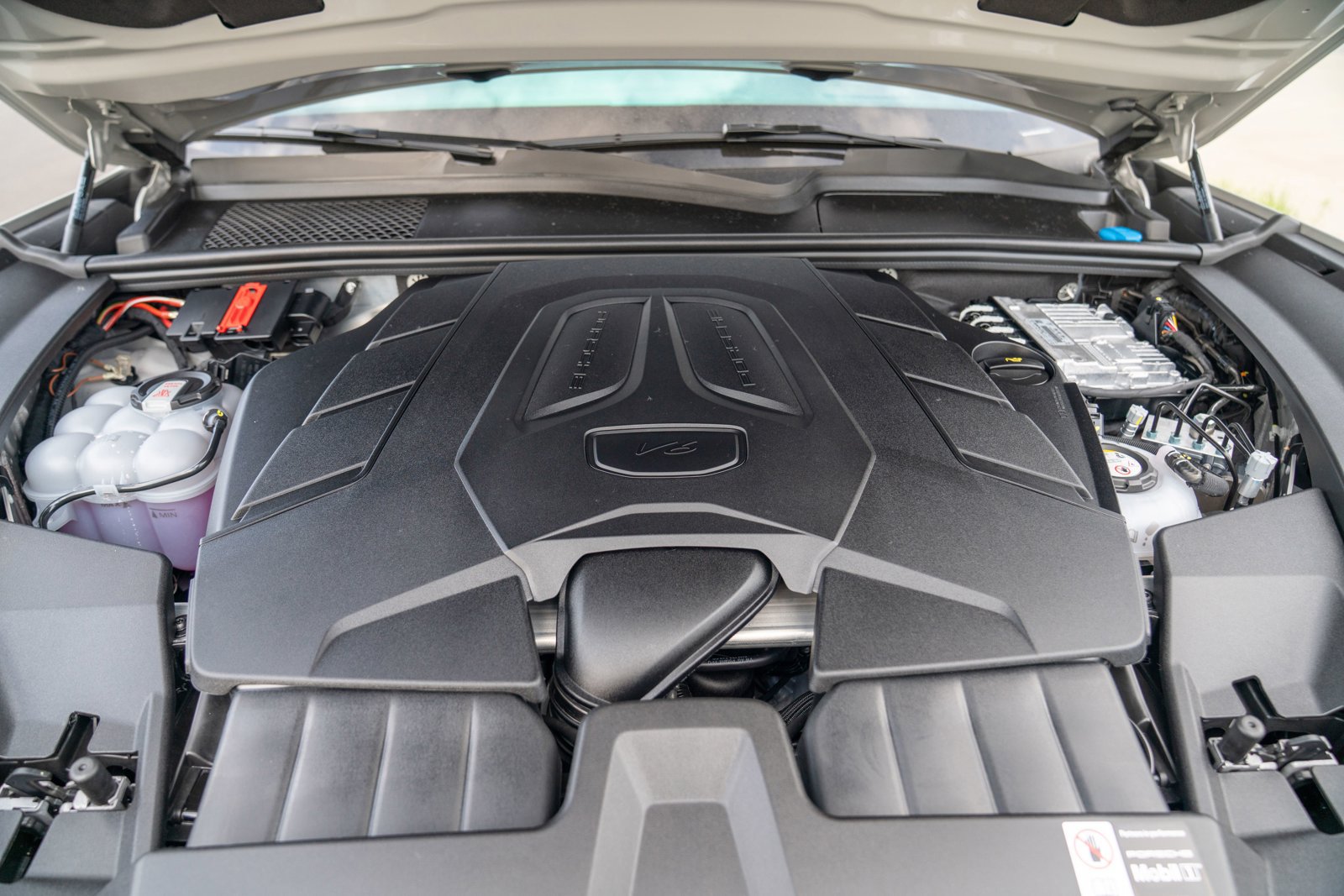 New 2026 Porsche Cayenne E-Hybrid AWD/4WD image 28