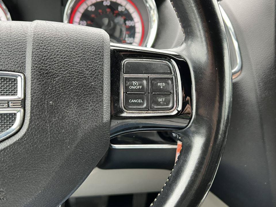 Used 2019 Dodge Grand Caravan SXT FWD image 22