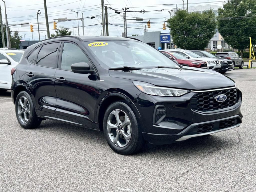 Used 2024 Ford Escape ST-Line FWD video 1