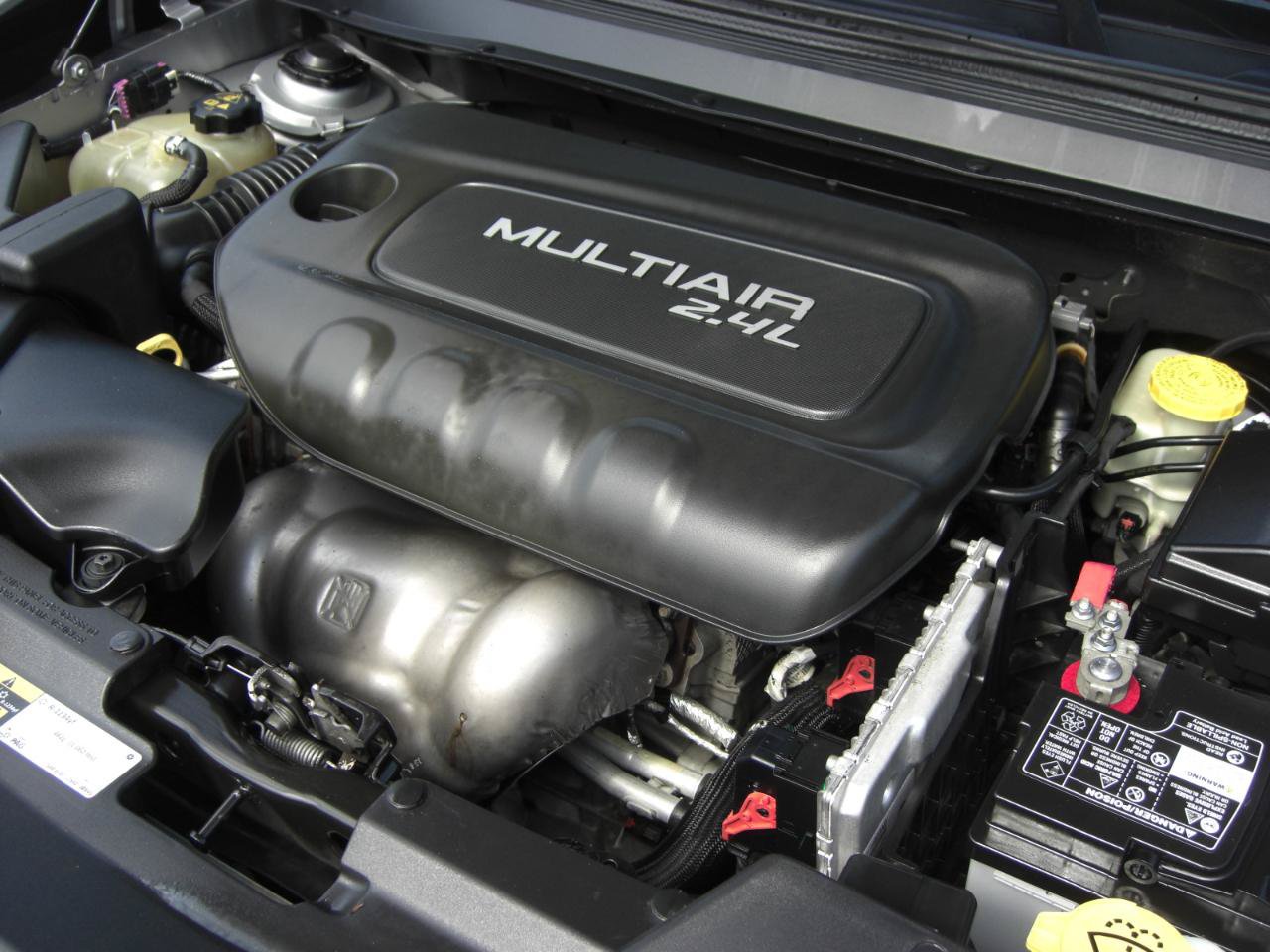 Used 2015 Jeep Cherokee Latitude FWD image 22
