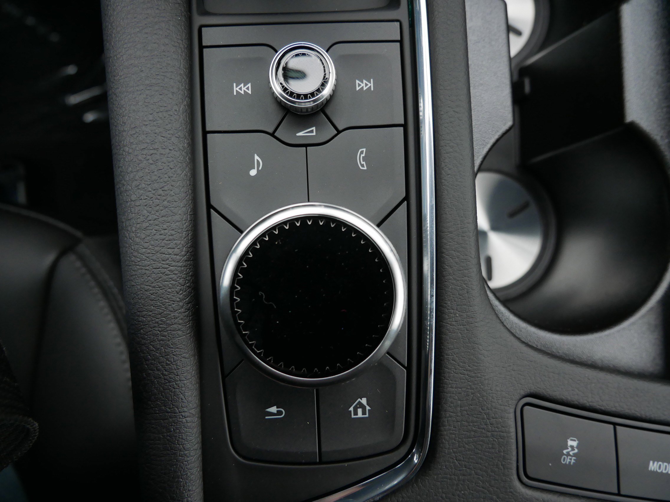 New 2026 Cadillac XT5 Luxury image 24