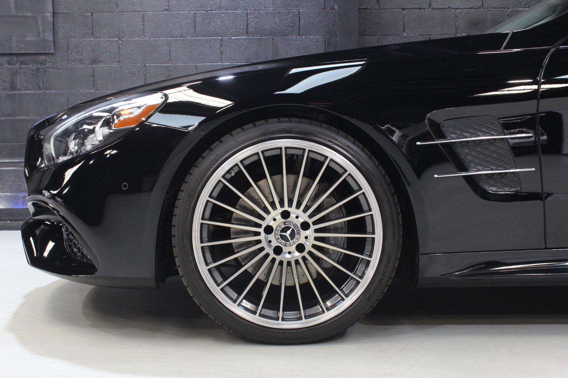 Used 2020 Mercedes-Benz SL 450 image 5
