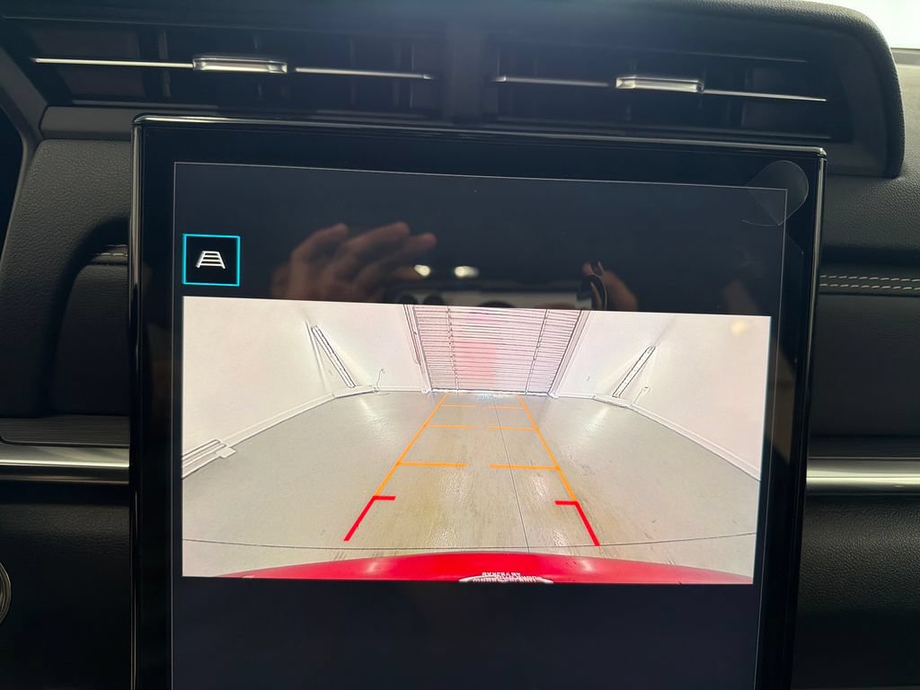 New 2027 GMC Terrain Elevation w/ LPO, Floor Liner Package FWD image 17