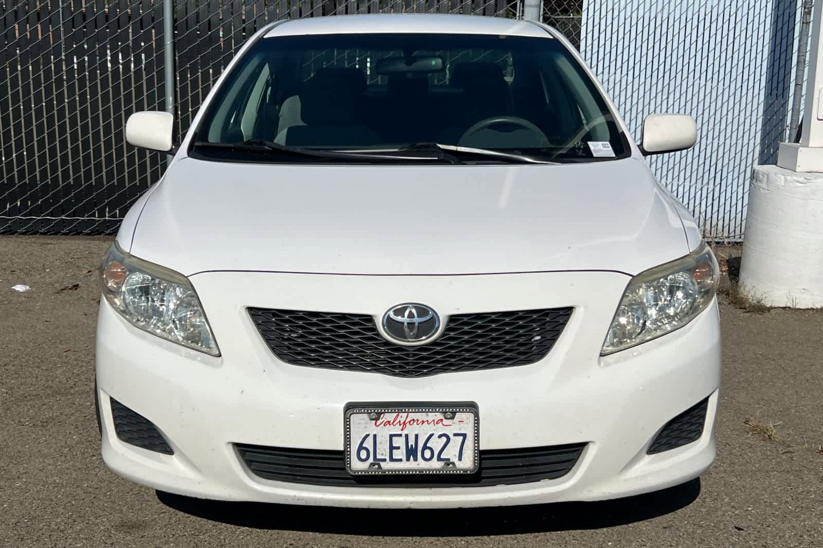 Used 2010 Toyota Corolla LE FWD video 2