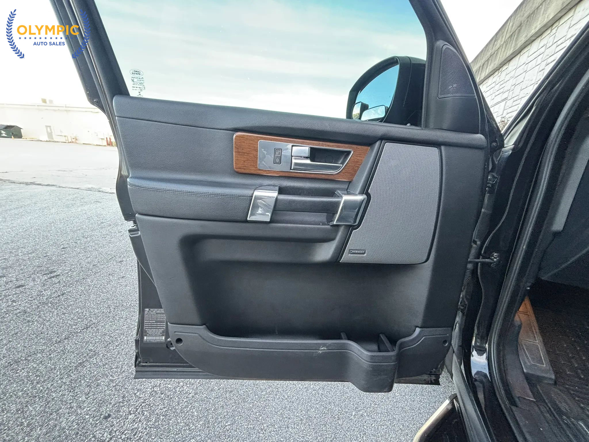 Used 2016 Land Rover LR4 HSE image 42