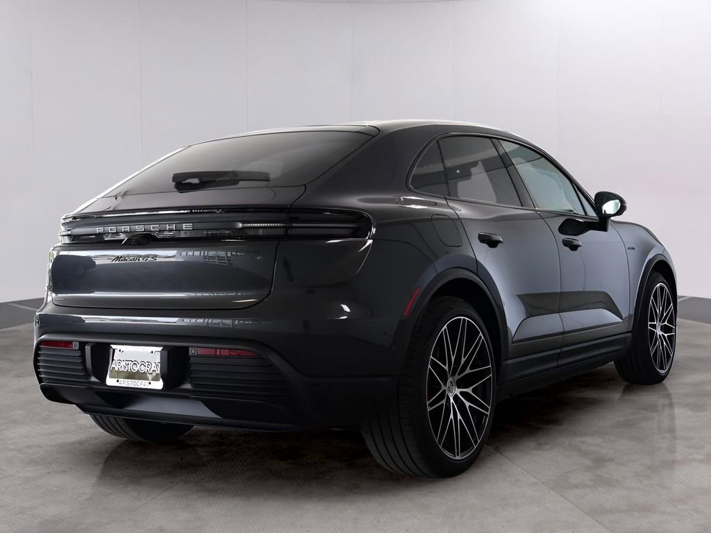 Certified 2025 Porsche Macan 4S Electric image 8