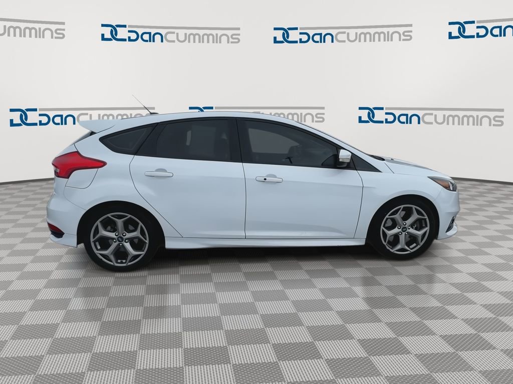 Used 2015 Ford Focus ST image 9