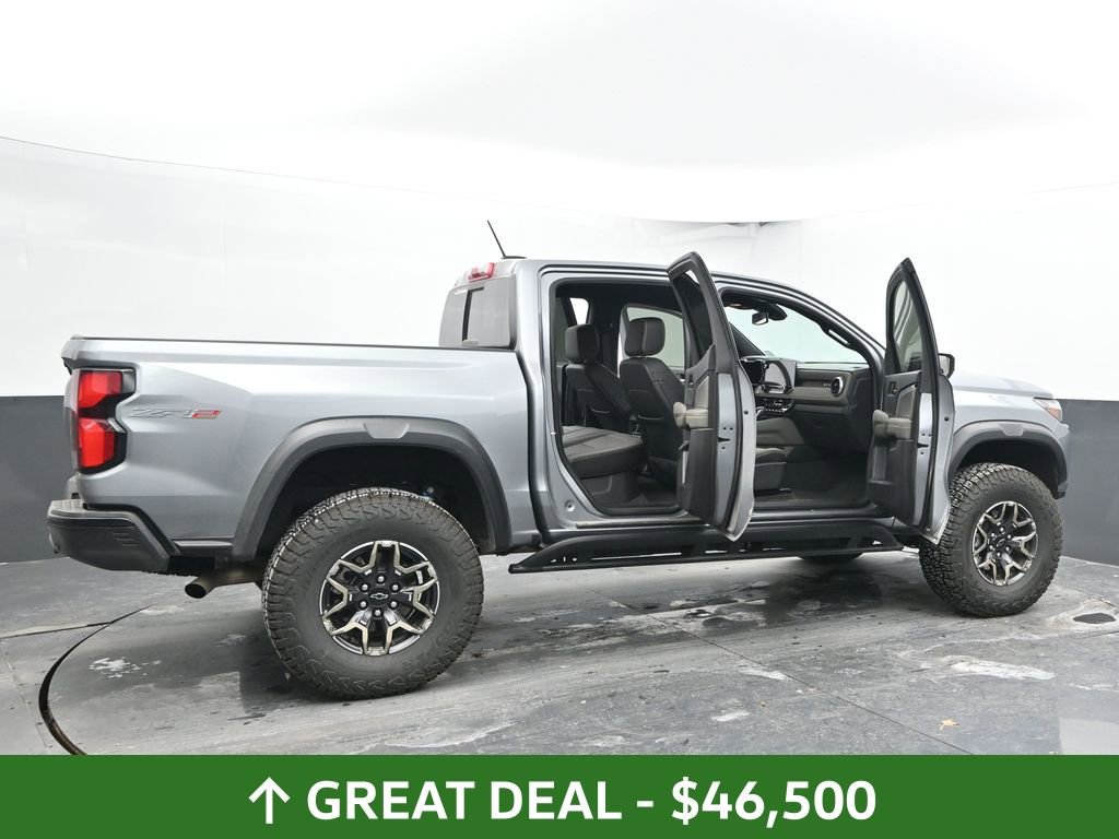 Used 2024 Chevrolet Colorado ZR2 w/ ZR2 Convenience Package III image 60