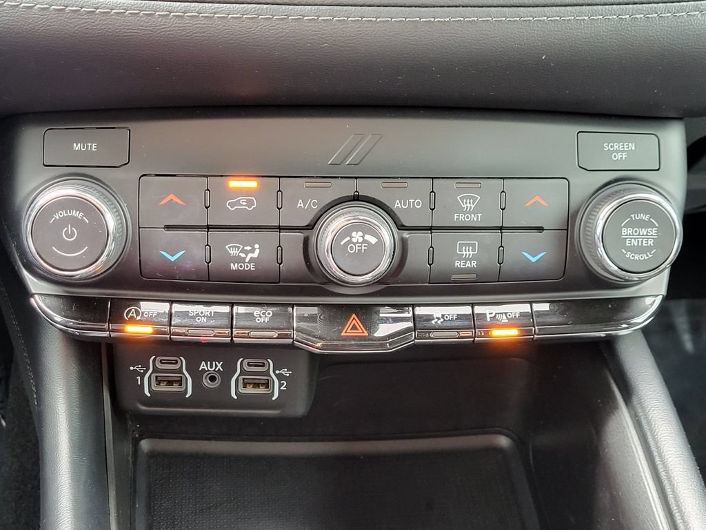 Used 2021 Dodge Durango SXT AWD/4WD image 10