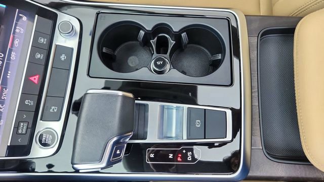 Used 2023 Audi Q8 Premium Plus w/ Premium Plus Package AWD/4WD image 49