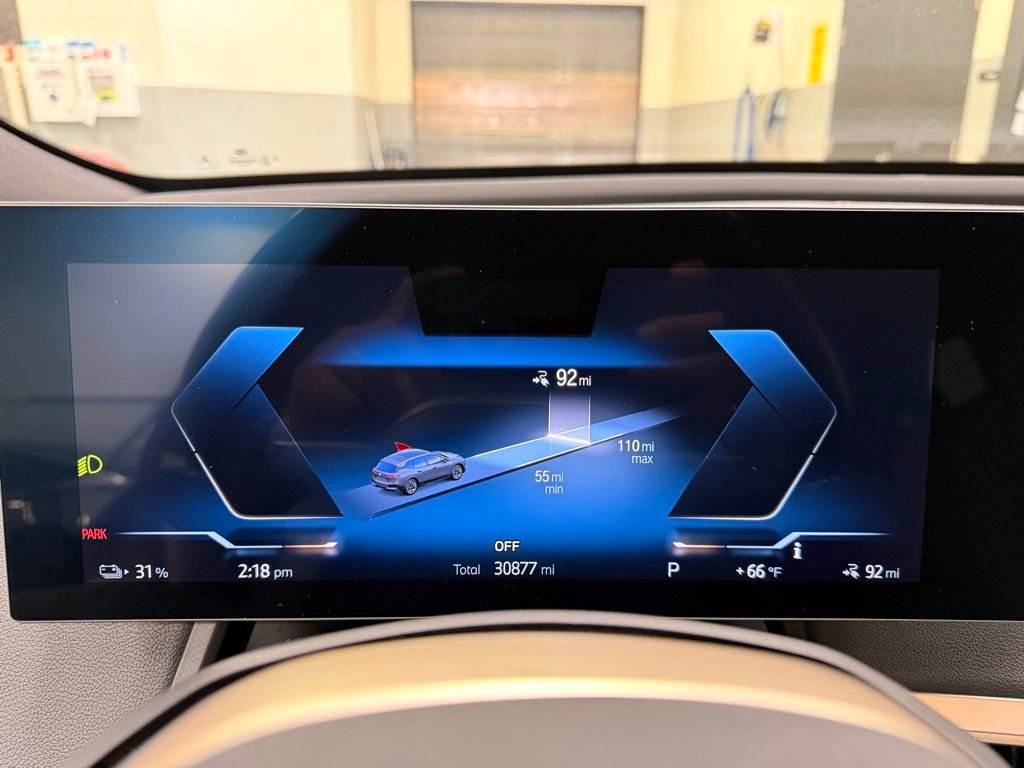 Used 2023 BMW iX xDrive50 w/ Premium Package image 15