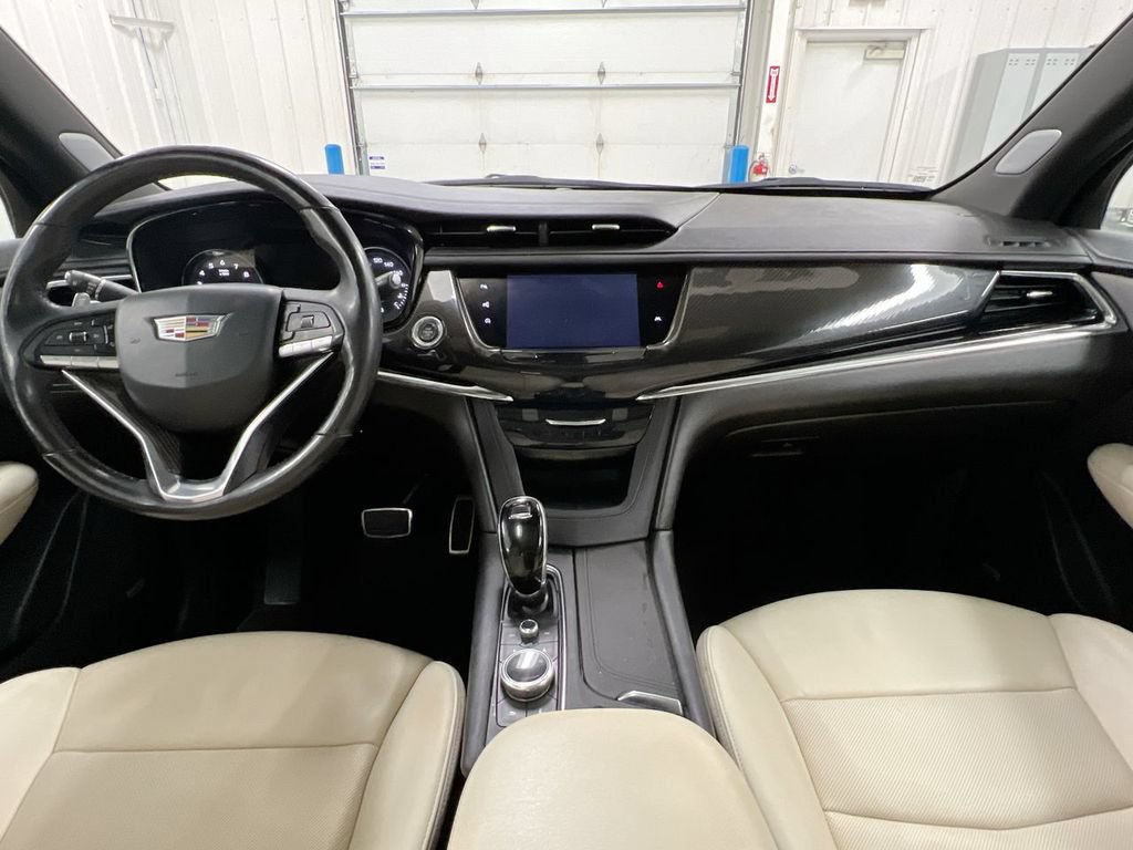 Used 2020 Cadillac XT6 Sport AWD/4WD image 10
