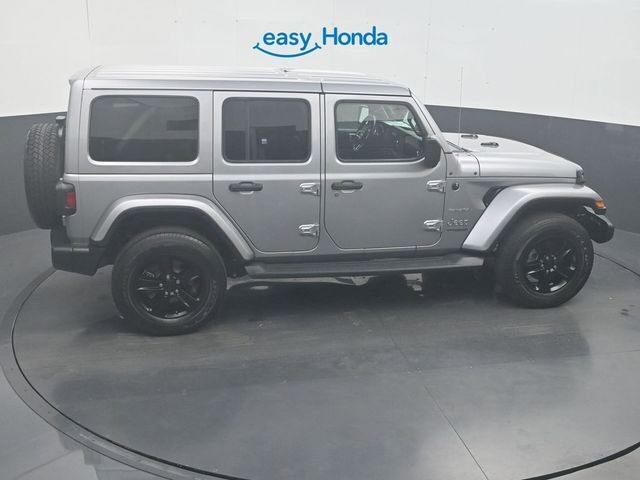 Used 2019 Jeep Wrangler Unlimited Sahara w/ Cold Weather Group image 26