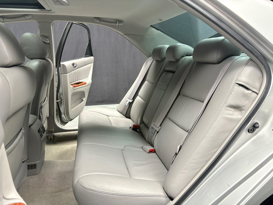 Used 2006 Toyota Camry XLE FWD Sedan 3.0L 6-Cyl image 29