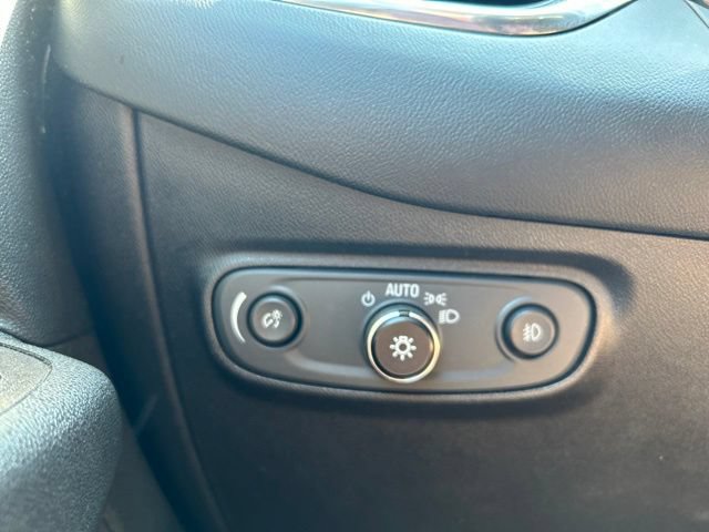 Used 2018 Chevrolet Equinox Premier AWD/4WD image 19