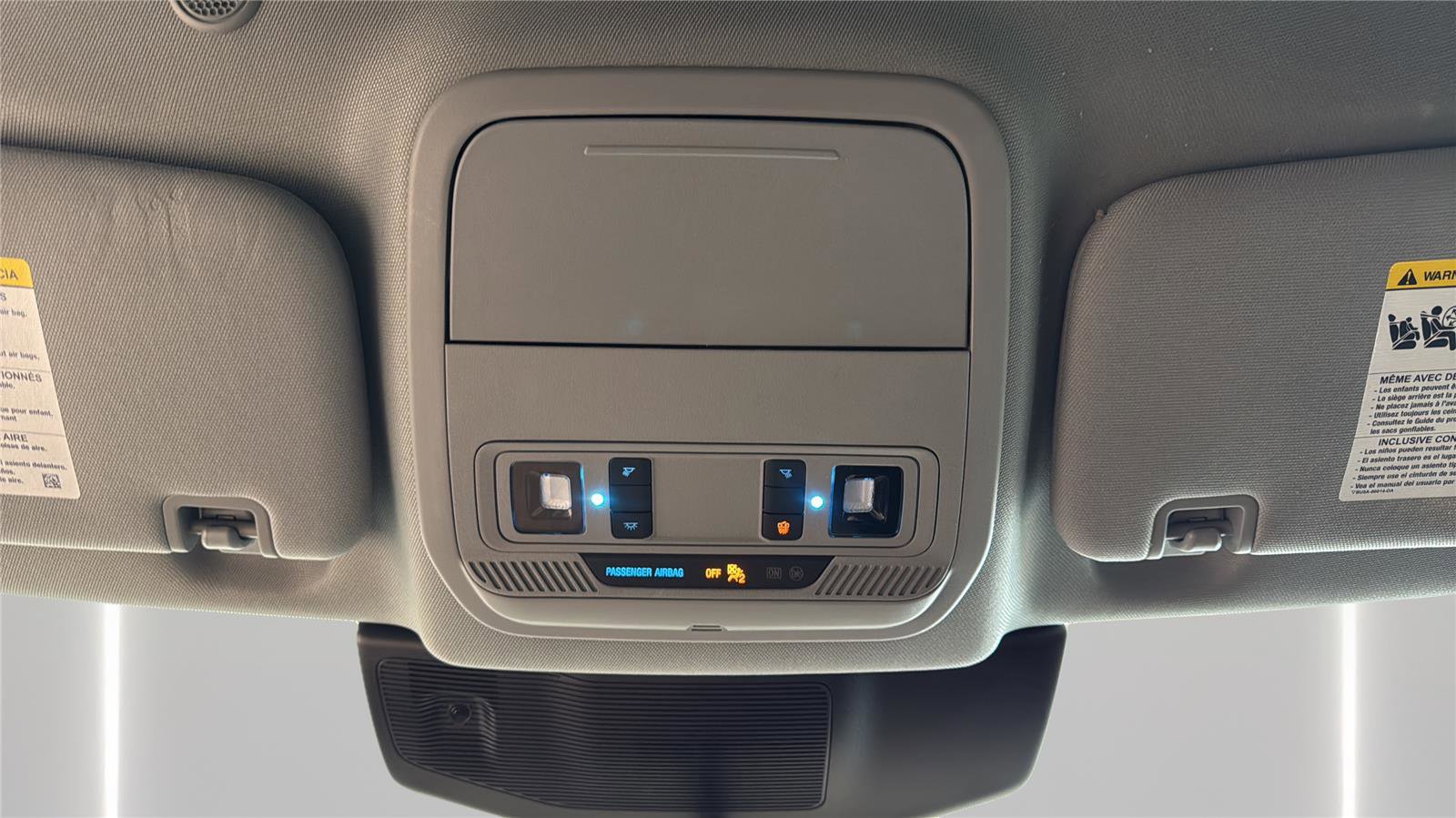 Used 2024 Ford Explorer XLT RWD image 22