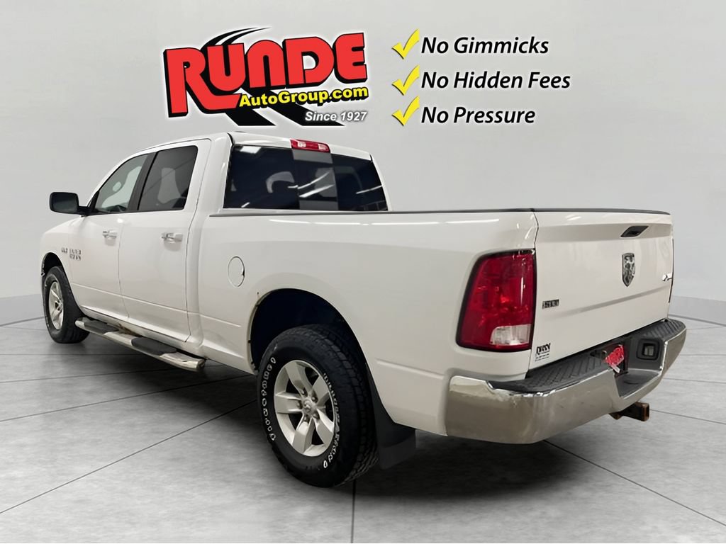 Used 2017 RAM 1500 Classic SLT AWD/4WD image 3