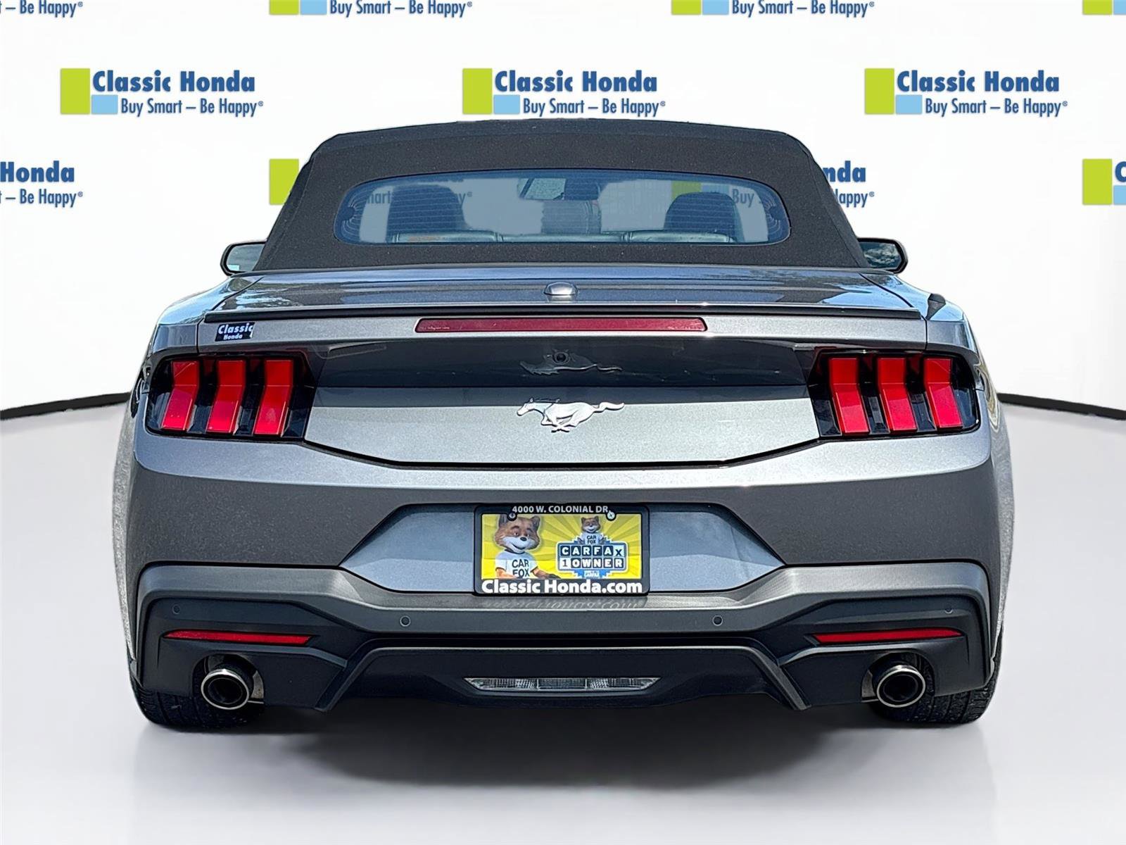 Used 2025 Ford Mustang Premium RWD image 7