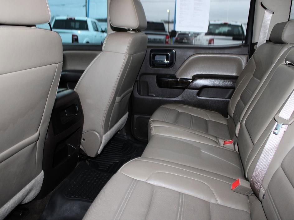 Used 2016 GMC Sierra 1500 Denali w/ Enhanced Driver Alert Package AWD/4WD image 33