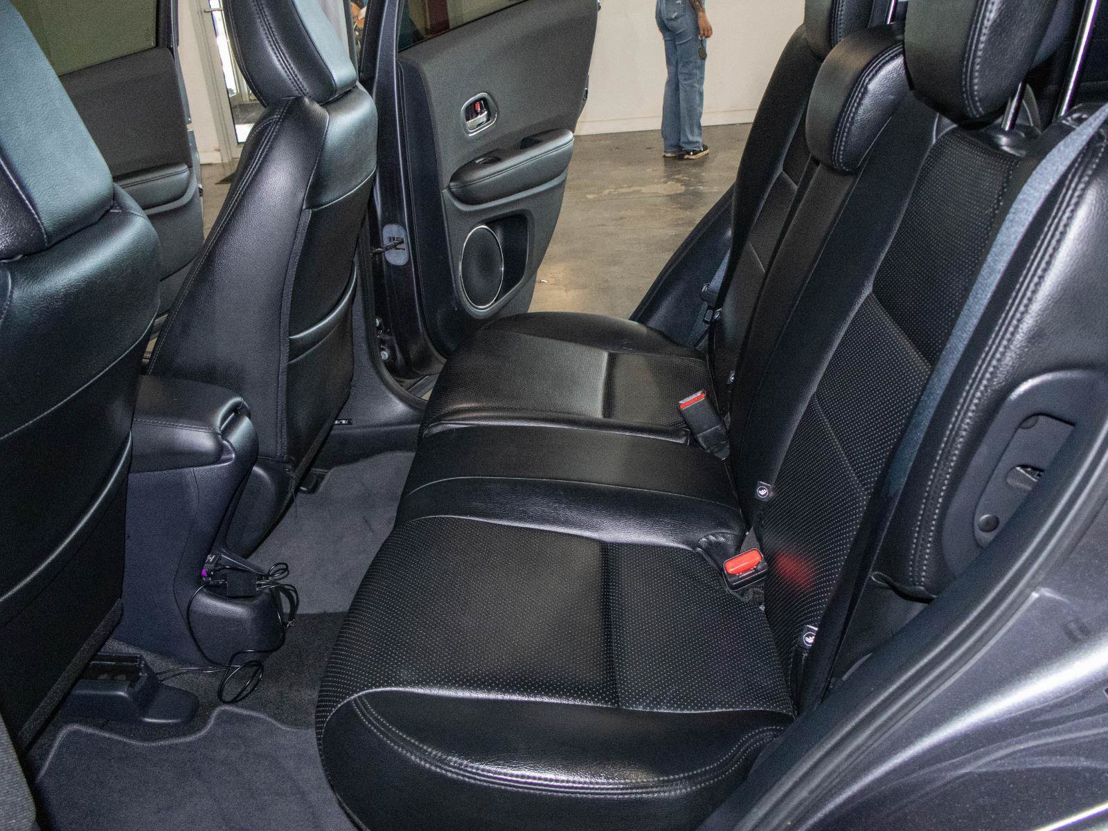 Used 2020 Honda HR-V EX image 15