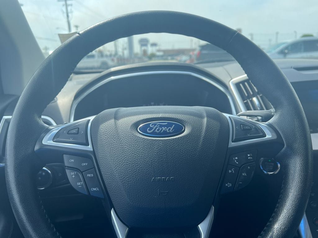 Used 2017 Ford Edge Sport w/ Technology Package AWD/4WD image 22