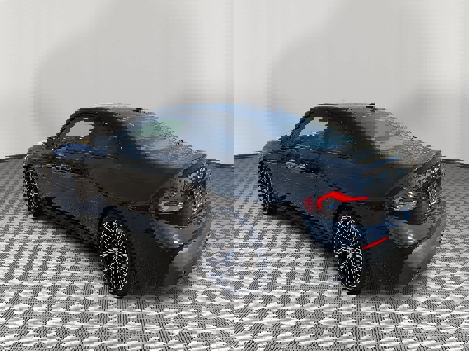 Used 2023 BMW 230i Coupe w/ Premium Package image 7