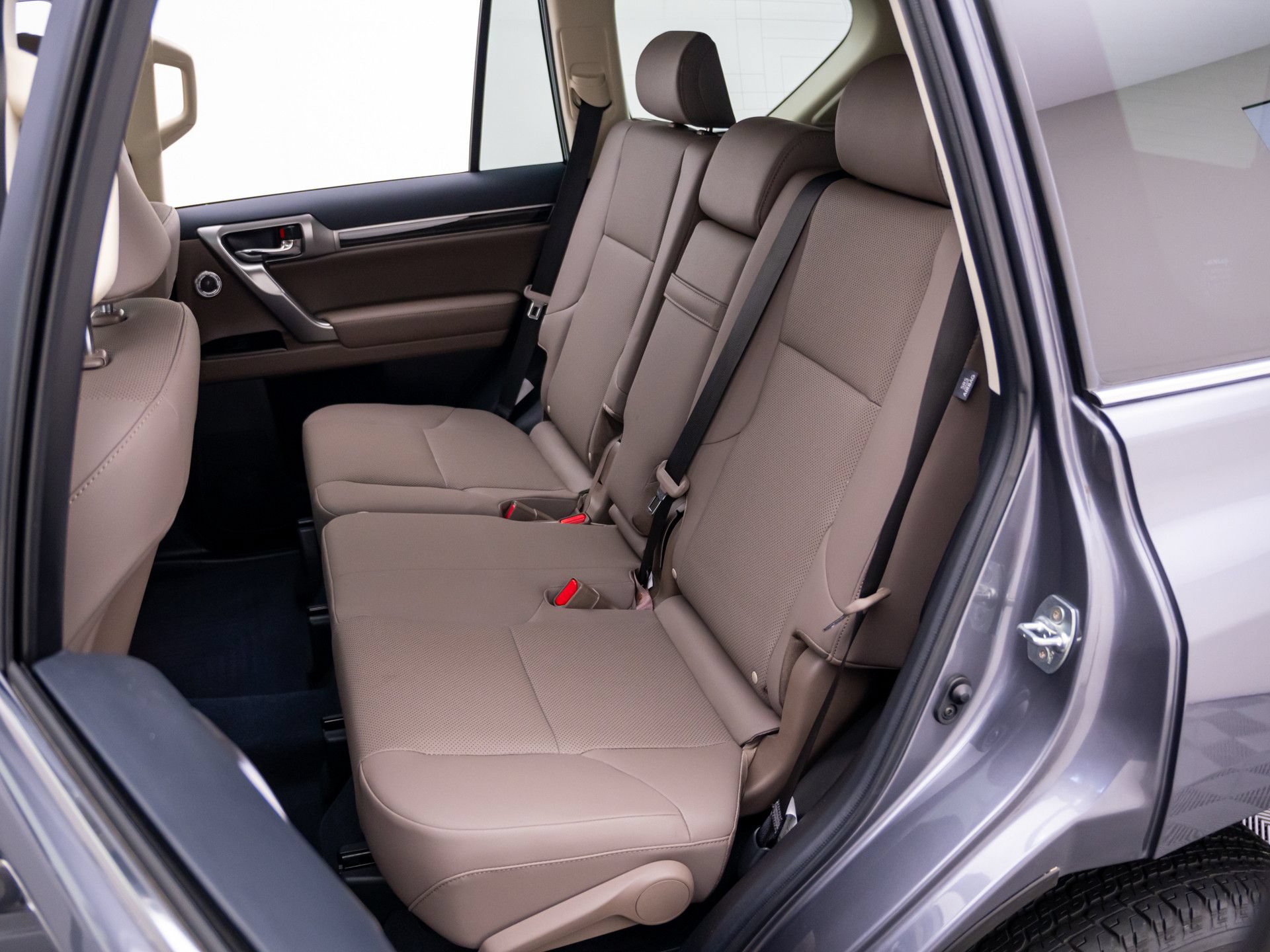Used 2023 Lexus GX 460 Premium w/ Premium Plus Package AWD/4WD image 17