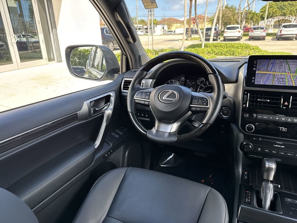 Used 2023 Lexus GX 460 Premium image 22