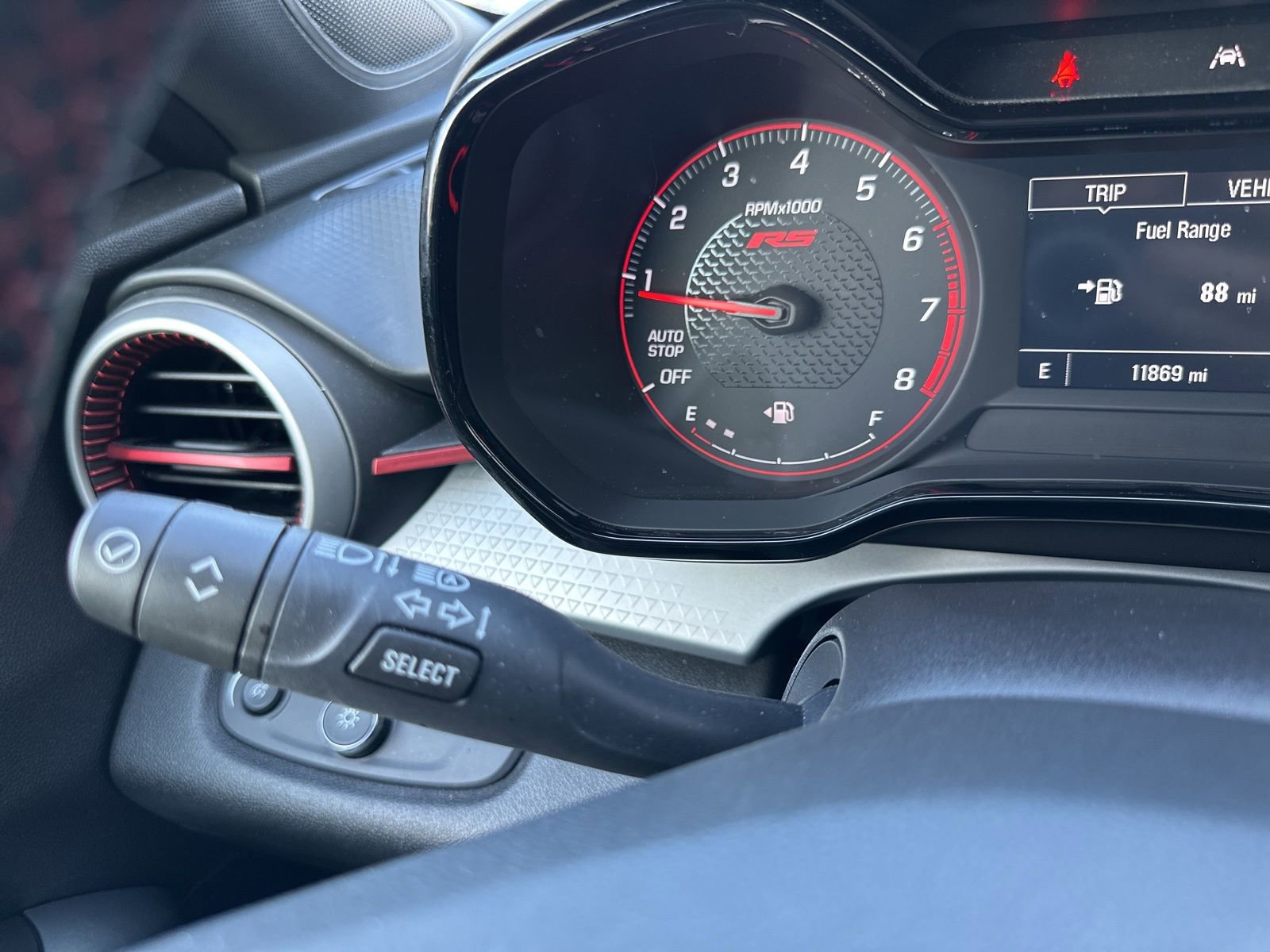 Used 2025 Chevrolet Trax RS w/ Sunroof Package image 28