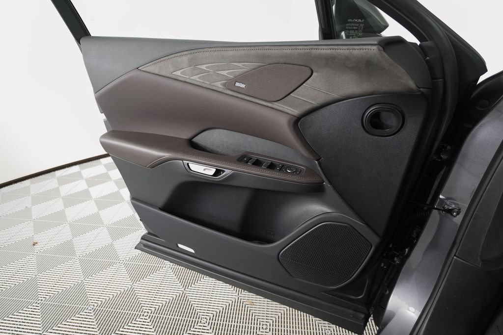 New 2026 Lexus RX 450h AWD image 10