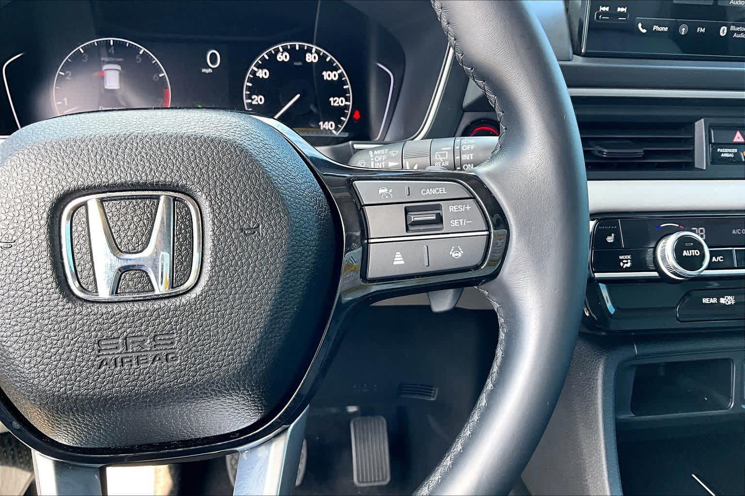 Used 2025 Honda Pilot EX-L image 25