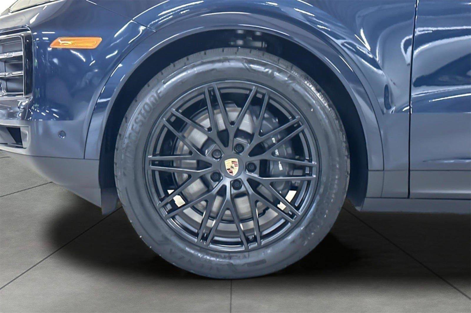 New 2025 Porsche Cayenne Coupe image 92