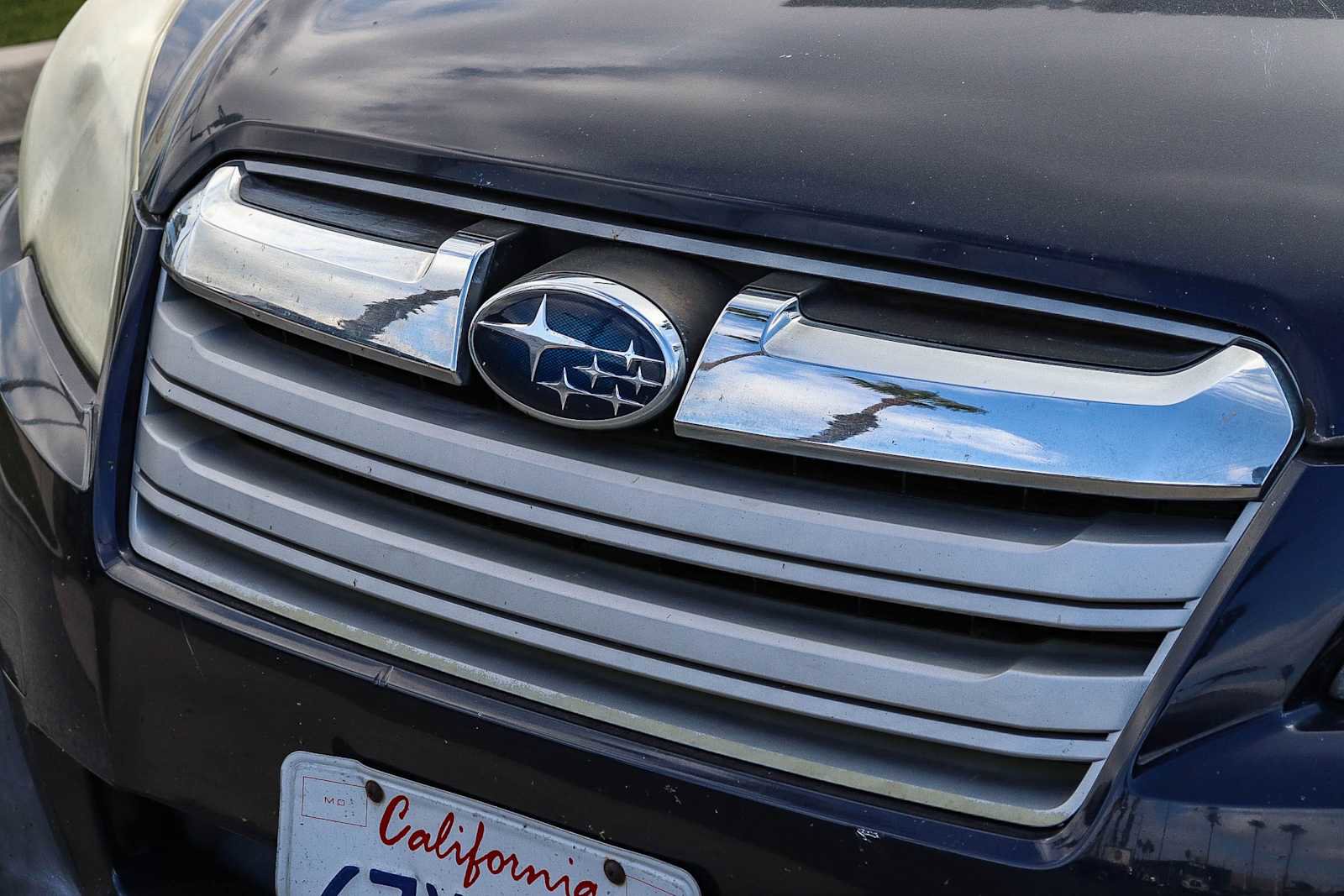 Used 2013 Subaru Outback 2.5i Limited image 3