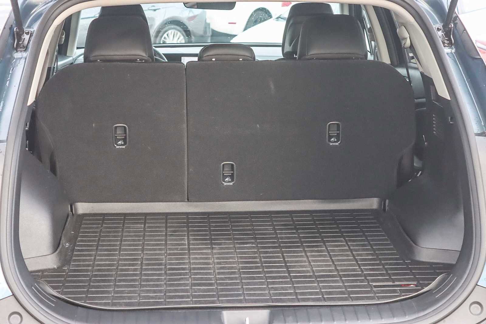 Used 2023 Kia Sportage EX image 23