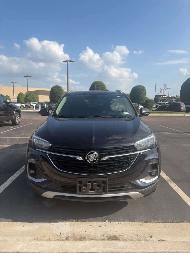 Used 2021 Buick Encore GX Select w/ Advanced Technology Package image 2