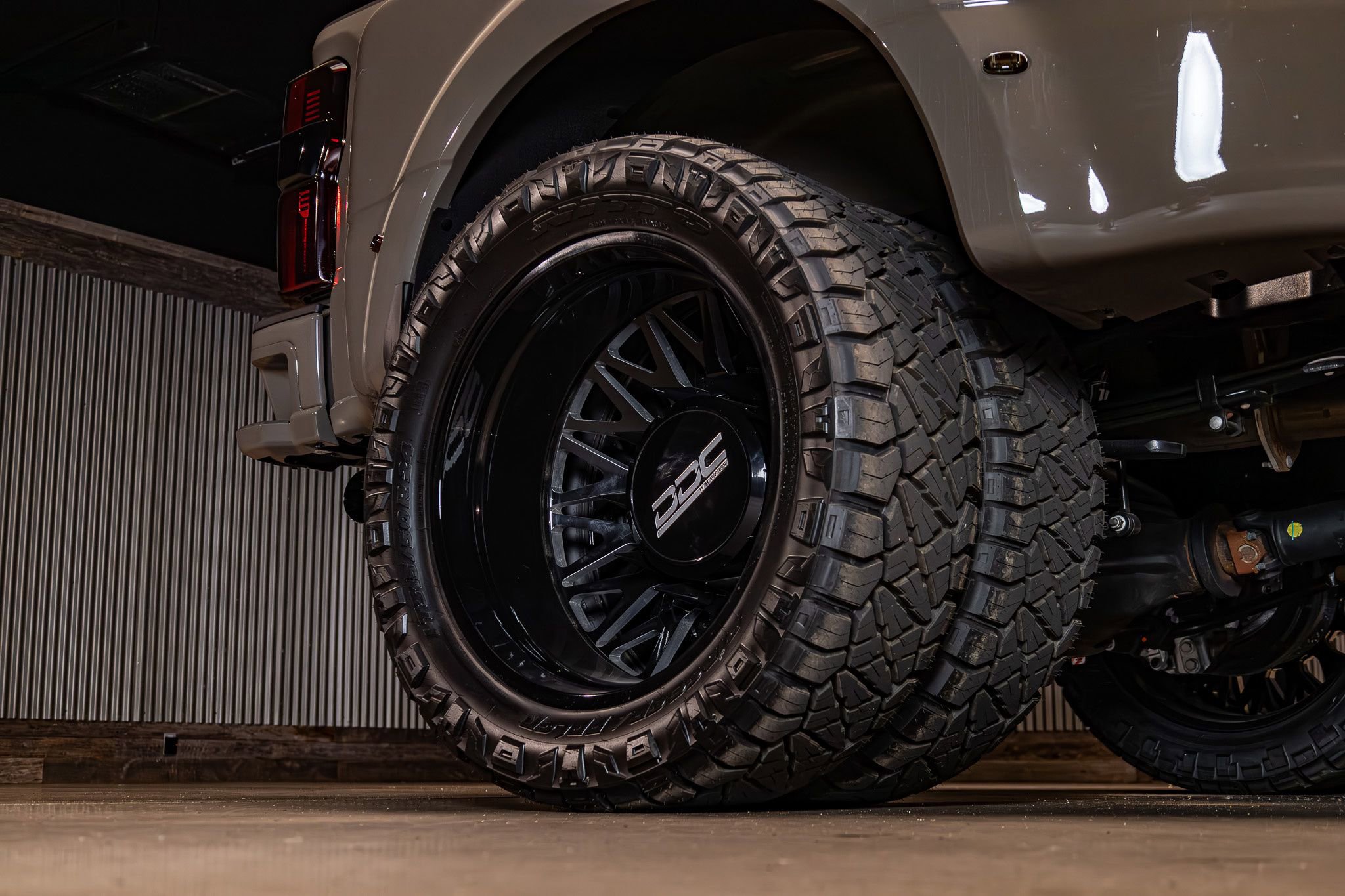 Used 2026 Ford F450 Platinum w/ Platinum Plus Package image 14